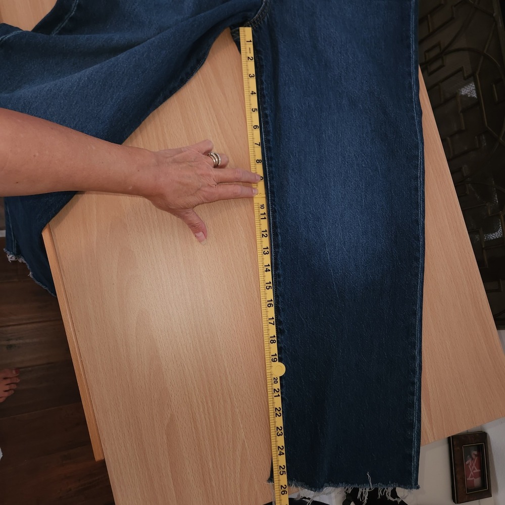 Levi's Premium Ribcage Straight Ankle Jeans Dark Wash Women's Size 30 - Picture 8 of 11